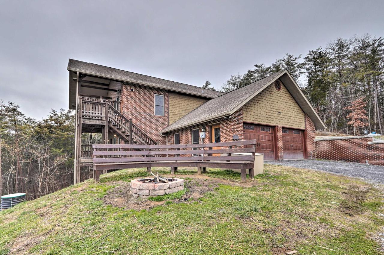 Pet-Friendly Smoky Mountain Retreat With Game Room! Sevierville Eksteriør bilde
