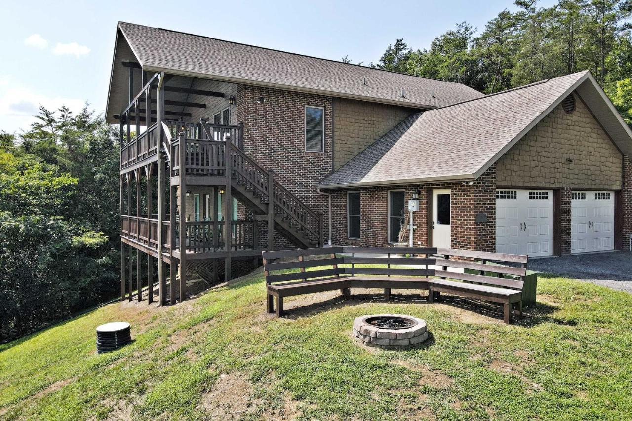 Pet-Friendly Smoky Mountain Retreat With Game Room! Sevierville Eksteriør bilde